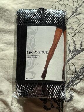 Leg Avenue Black Fishnet Pantyhose